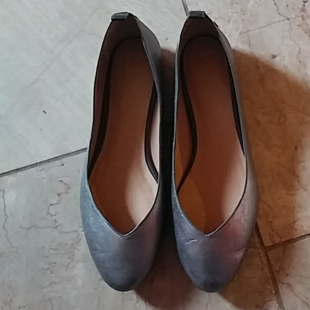 Silver Ugg Flats FLASH SALE!